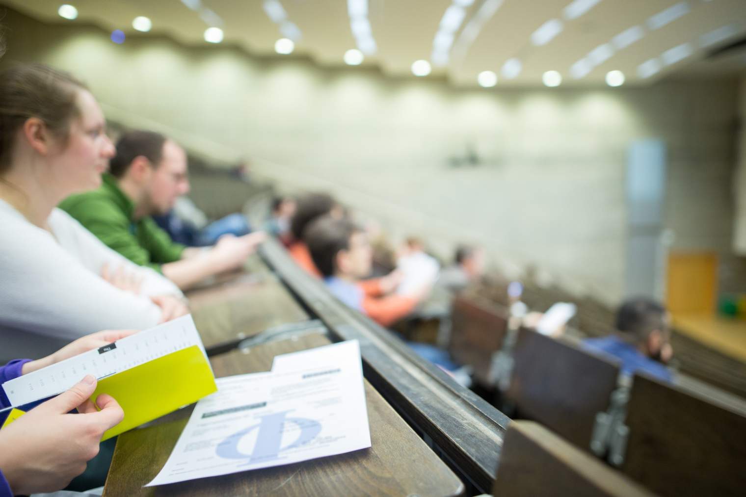 Physik Tagungen in Freiburg und Gießen pro physik de Das Physikportal