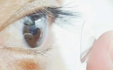 Kontaktlinsen verhelfen zum Infrarotblick
