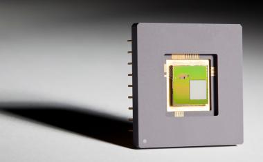 Flächenlichtmodulatoren für Quantencomputer