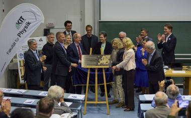 Ausgezeichnete Wellenzerzeugung