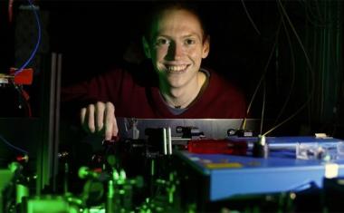 Quantenrauschen im Tunneleffekt gezähmt