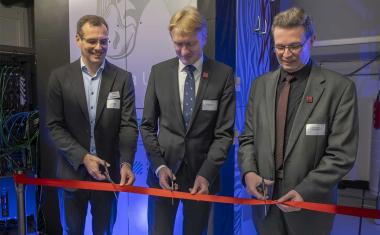 Fraunhofer IMWS erhält neue Hochleistungs-Mikroskope