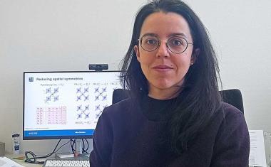 Aline Ramires löst altes Magnetismus-Rätsel