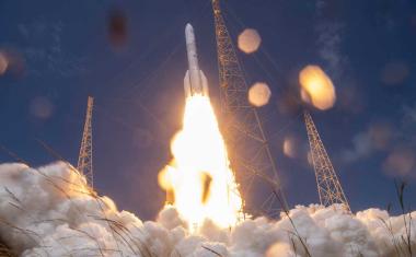Ariane 6 startet erstmals mit vier Boostern