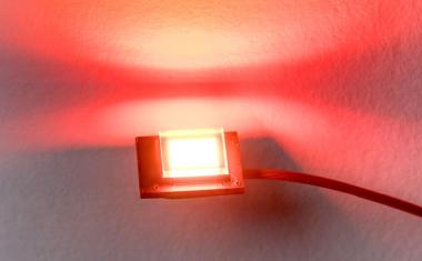 Super-helles rotes OLED-Mikrodisplay