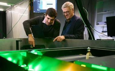 Polaronbildung erstmals beobachtet