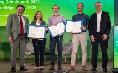 Synchrone Quantenkommunikation, neue Gas-Sensorik und schnellere Erkennung von Antibiotikaresistenzen