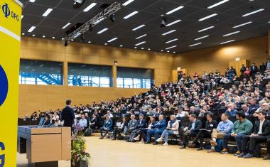 Frühjahrstagungen und Auszeichnungen für den Nachwuchs