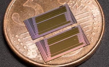 Effiziente Datenübertragung dank optischer Mikrochips