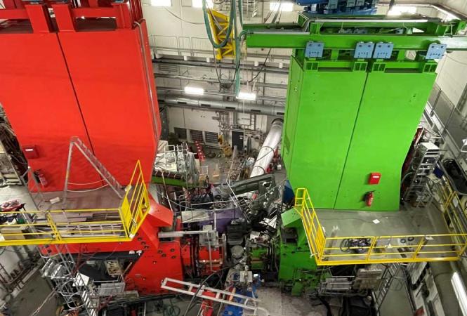 Hypertriton stärker gebunden als bisher angenommen