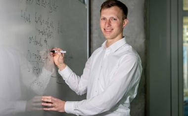 Interdisziplinäre Nachwuchsforschungsgruppe zum Quantencomputing