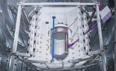 XENONnT misst erstmals niederenergetische Sonnenneutrinos