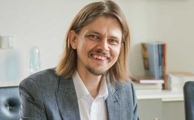 Maxim Mai ist neuer Heisenberg-Professor für Theoretische Hadronenphysik