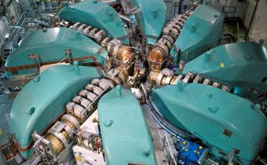 Neuartiger Teilchenstrahl könnte Einsteins Theorie ins Wanken bringen