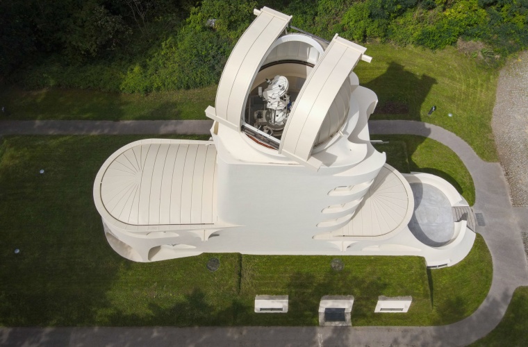 Das Teleskop auf dem Einsteinturm.