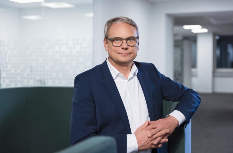 Dr. Marc Wawerla (48) übernahm 2020 die Leitung des strategischen Geschäftsbereichs Zeiss Industrial Quality Solutions (IQS) und wurde zum Vorsitzenden der Geschäftsführung der Carl Zeiss Industrielle Messtechnik GmbH berufen.