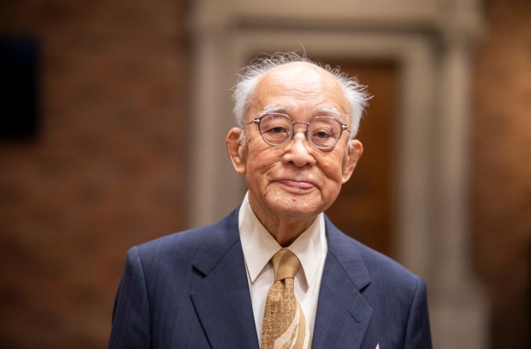 Zur japanischen Delegation gehörte auch Michiji Konuma, emeritierter Professor...