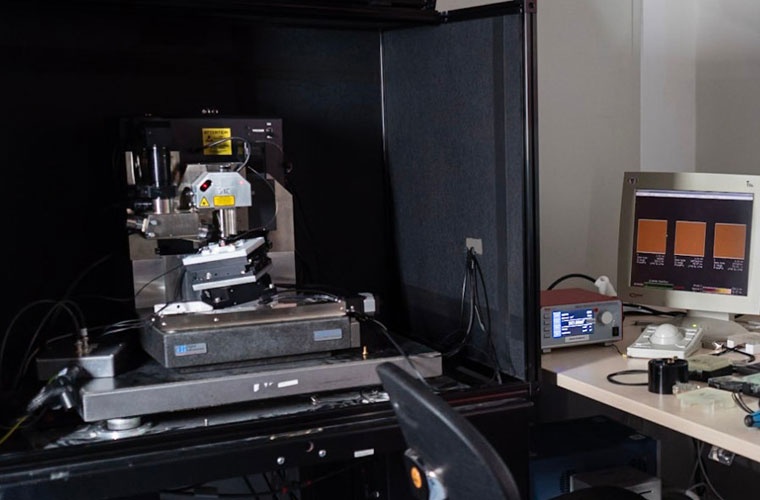 Quanten-Twist-Mikroskop in München an der LMU | © MCQST