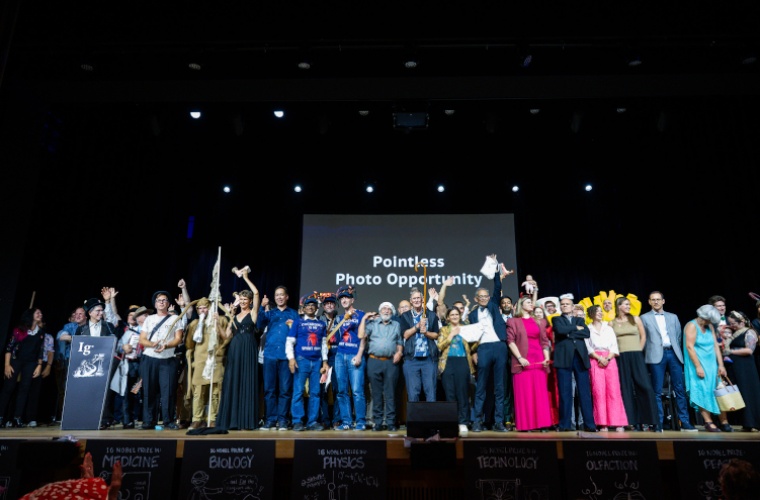 Ig Nobel-Preisverleihung: Gruppenfoto