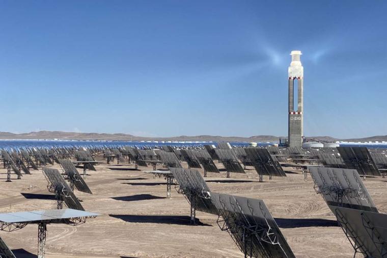 Abb.: Konzentrierende Solarthermie-Anlage im Norden Chiles.