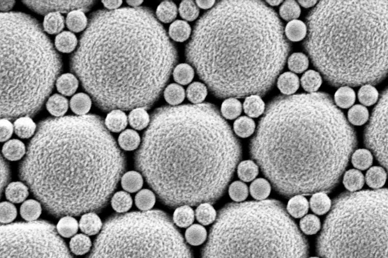 Abb.: Strukturbildung auf der Nanoskala.