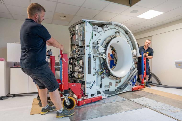 Abb.: In einer genau getakteten Aktion wurde der weltweit erste Single-Source...