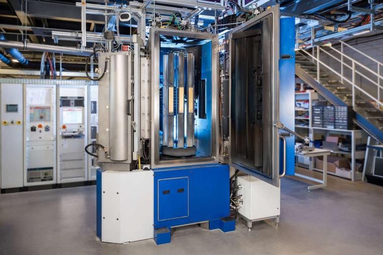 Abb.: Industriereife PVD-Technologie des Fraunhofer-IWS bildet die Grundlage...