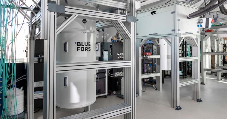 Blick in ein Quantencomputer-Labor des Forschungszentrums Jülich.