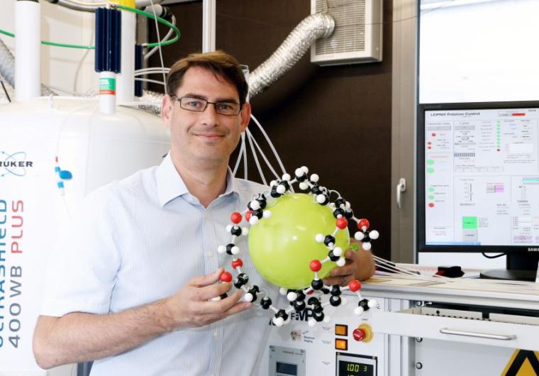 Abb.: Die Arbeitsgruppe um den Physiker Leif Schröder entwickelt...