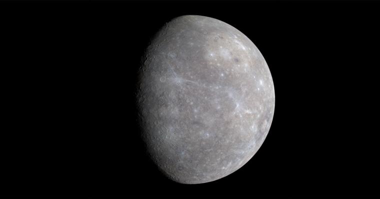 Merkur ist der sonnennächste Planet unseres Sonnensystems und auf den ersten...