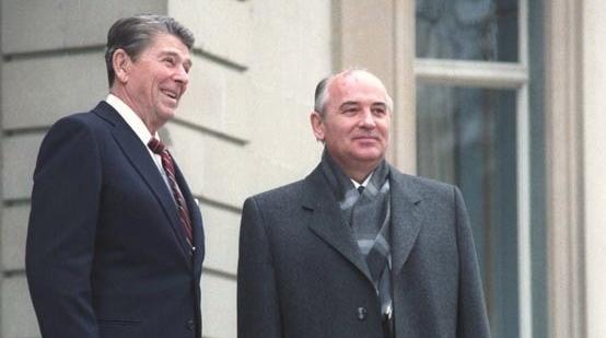 Ronald Reagan und Michail Gorbatschow
