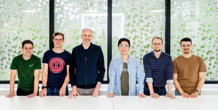 Mitglieder des Projektteams (von links nach rechts): Dr. Tom Cardeynaels, Dr....