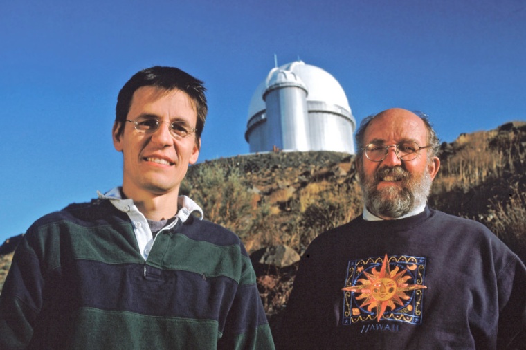Didier Queloz und Michel Mayor am La-Silla-Oberservatorium der ESO in Chile...