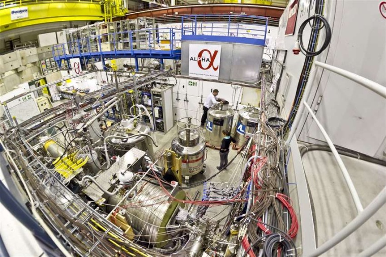 Abb.: Das ALPHA-Experiment am CERN. (Bild: CERN)