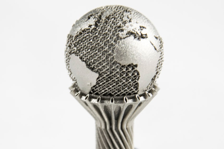 Abb.: Feinstrukturierter, im 3D-Druck gefertigter Globus. (Bild: LUP)
