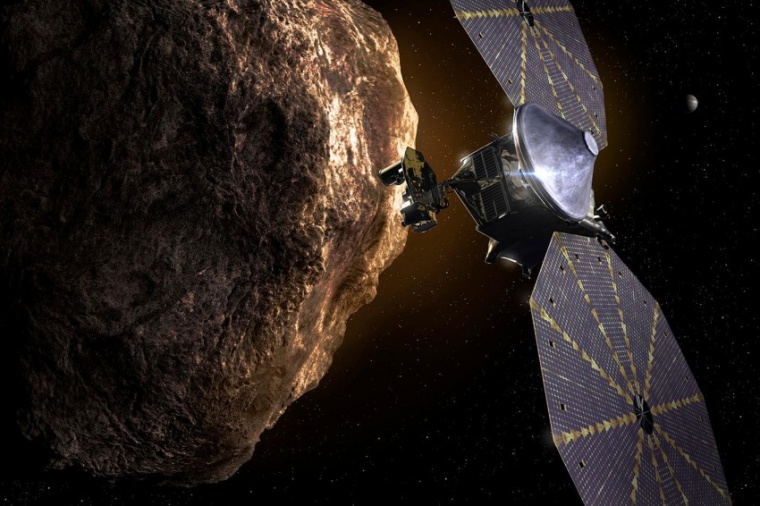 Abb.: NASA-Raumsonde Lucy bei den Trojaner-Asteroiden (Bild: Southwest Research...