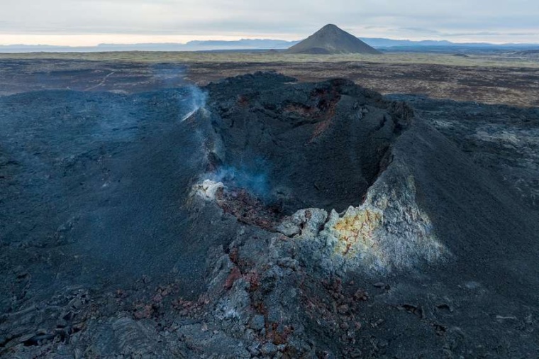 Abb.: Der Vulkan Litli-Hrútur in Island, an dem das DLR-Team...