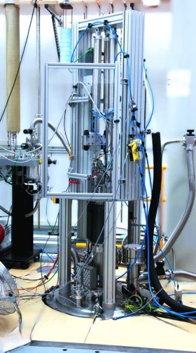 Der von HZDR und MAGNOTHERM entwickelte magnetokalorische Demonstrator HyLICAL zur Wasserstoffverflüssigung.