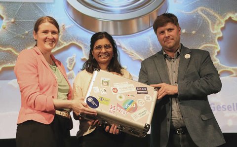 Doris Reiter, Pranoti Kshirsagar und Tobias Heindel (v.l.)