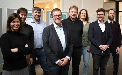 Die MultiDrug-PIs, von links nach rechts: Eugenia Toimil-Molares, Thomas Burg, Christoph Hoog Antink, Torsten Frosch, Thomas Lehrnbecher, Dominique Thomas, Andreas Blaeser, Michael Muma.