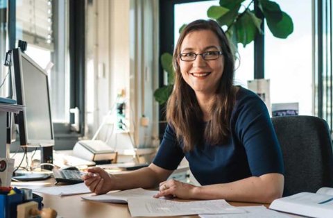 Prof. Dr. Julia Tjus