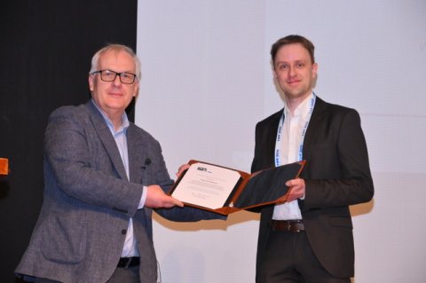 Dr. Stefan Schoppmann (r.) bei der ICFA-Preisverleihung am TIFR in Mumbai, Indien