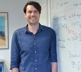 Professor Mario Berta, Quanteninformationstheorie