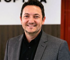 Dr. Bertrand Viellerobe